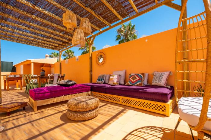 Villa Habitate - pool fence & heating beach bars