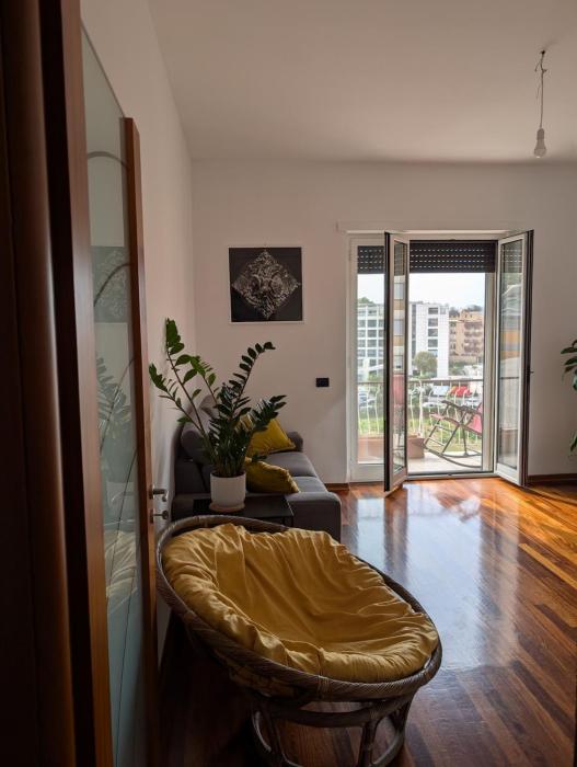 Spacious and silent two-bedroom apartment in Tor Marancia