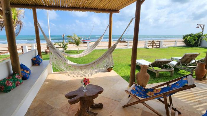 Vila Carnaúba - casa pé na areia em Guajiru Trairi