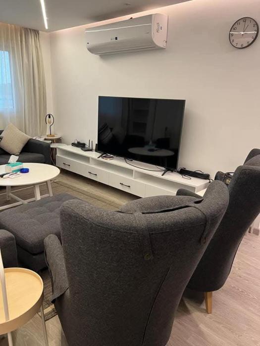 احجز الآن شقة مفروشة للايجار بمصر الجديدة سوبر لوكس