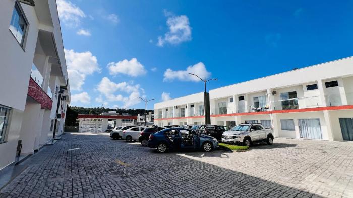 Apto 11 com 24 bairro residencial perto da praia