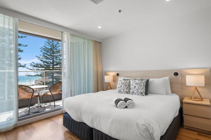 Belle Escapes - Lazy Days on Colley Terrace