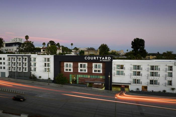 Courtyard Los Angeles Century CityBeverly Hills