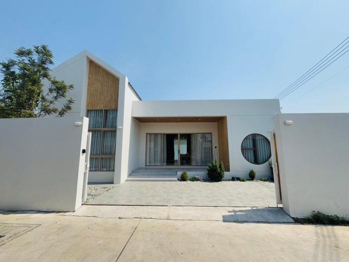 Level TWO pool villa Sriracha