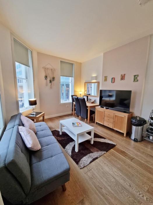 City Centre Flat near Top Sights