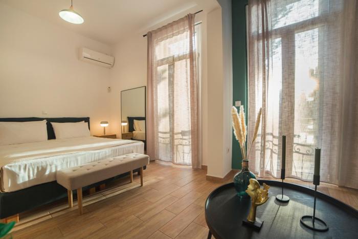 Neoclassical with Jacuzzi near Acropolis-Living Stone Aragonit