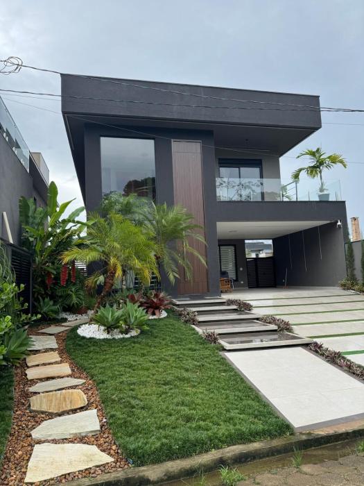 Casa Espaçosa no Condomínio Morada da Praia