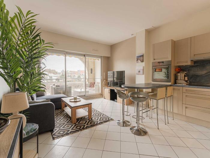 Modern Apartment with Terrace Trouville