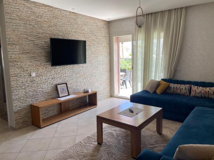 Apartment with a huge pool with panoramic views