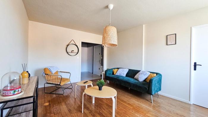 La Comète 4 Bedroom WiFi TV