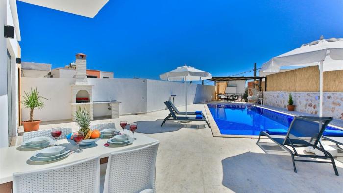 Kalkan 2 Bedroom Villa 2480