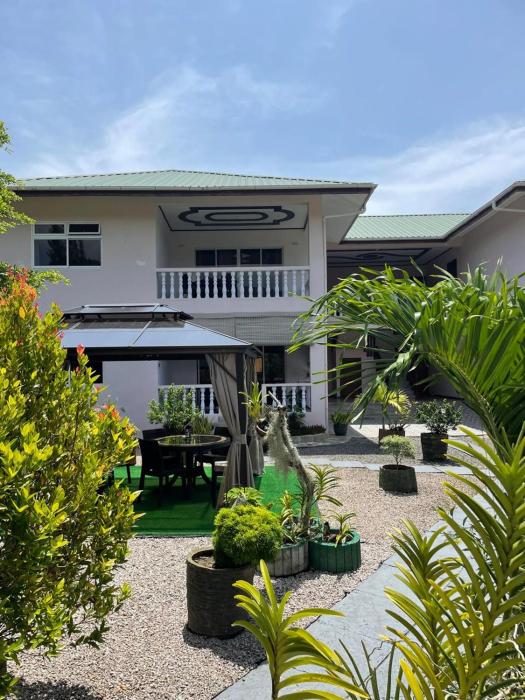 Mokara Holiday Apartment