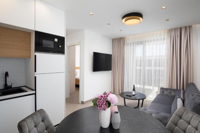 AMore Bijeca - App B4 - MPolo