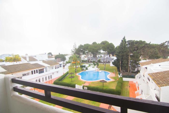 Apartamento Vistahermosa terraza y piscina
