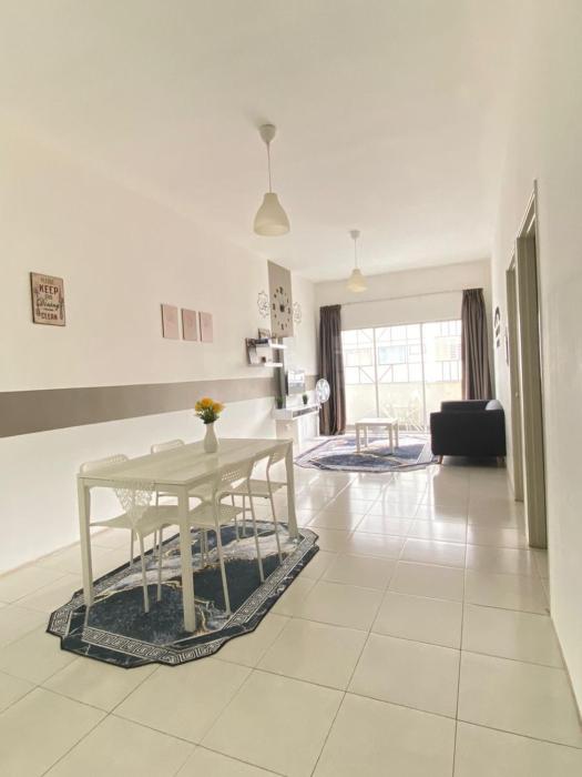 Wan AyuRa Homestay