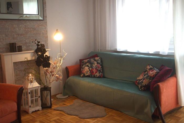 Poczuj się jak w domu! by VAYA STAYS