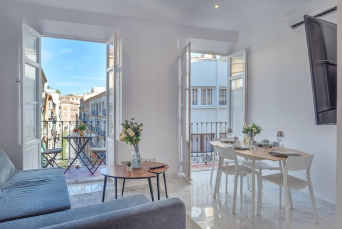 Atenea Deluxe Apartment