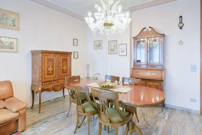 QUEEN HOME Gabrielle