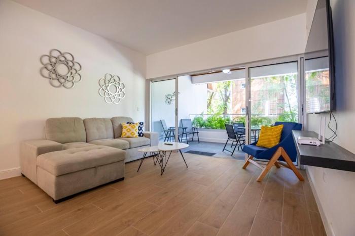 Perla Marina Beachside Apartment