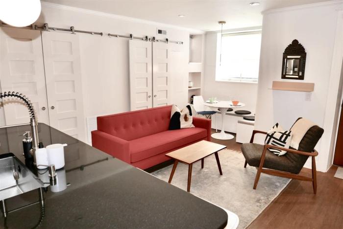 Heart of Mount Pleasant - with parking