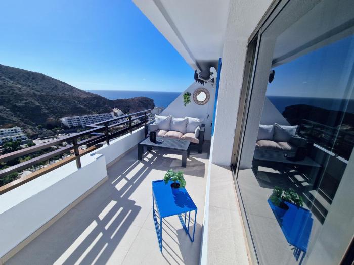 Mountain & Ocean Canarian Oasis