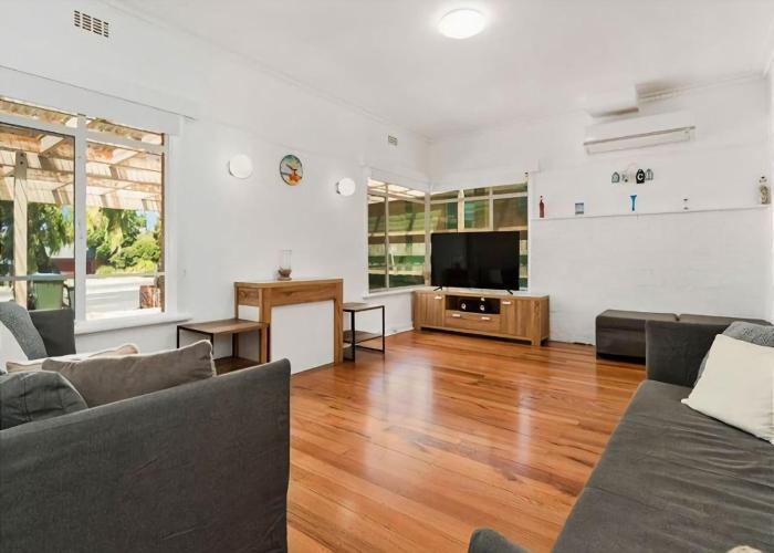 Boneo Beach Shack renovated and affordable