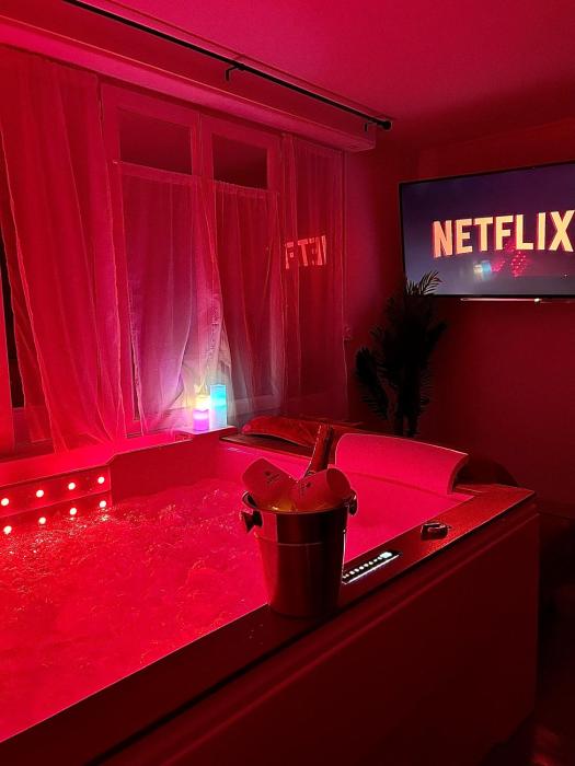 Romantic Room - Jaccuzi Privé -Appartement Cannes