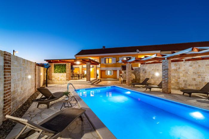 Villa Mendula ZadarVillas