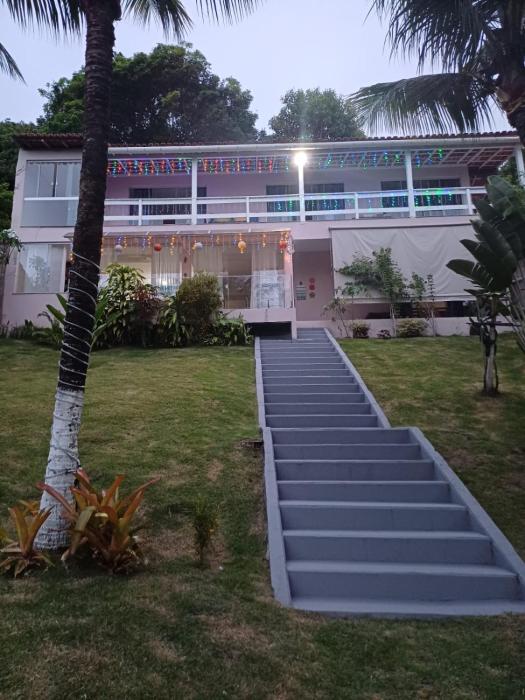 Casa tempoarada ampla com 4 suítes