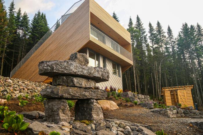 PEACE - Micro Chalet with Panoramic Mountain Views and Rooftop Spa