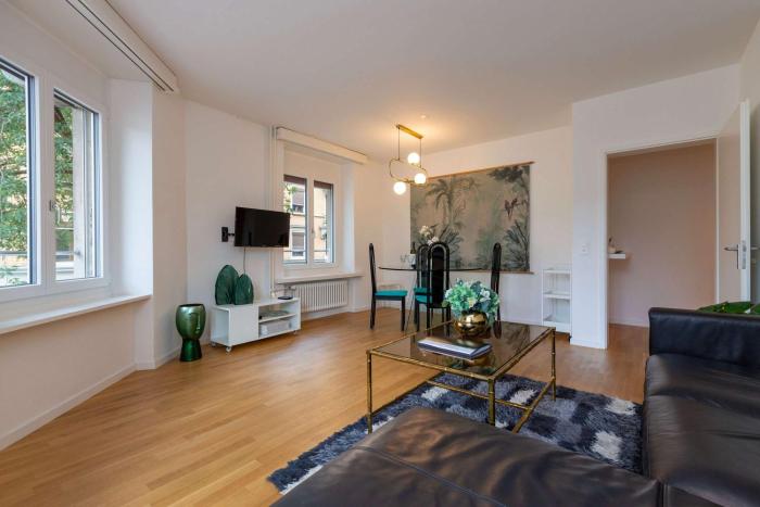KAYA Zurich Apartment SAPPHIRE - Downtown 2BR Deluxe Apt
