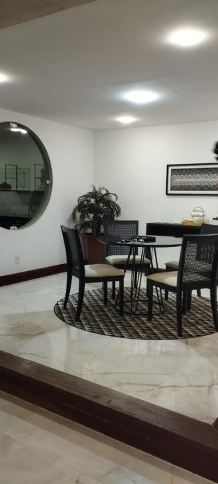 Casa linda com piscina e sauna