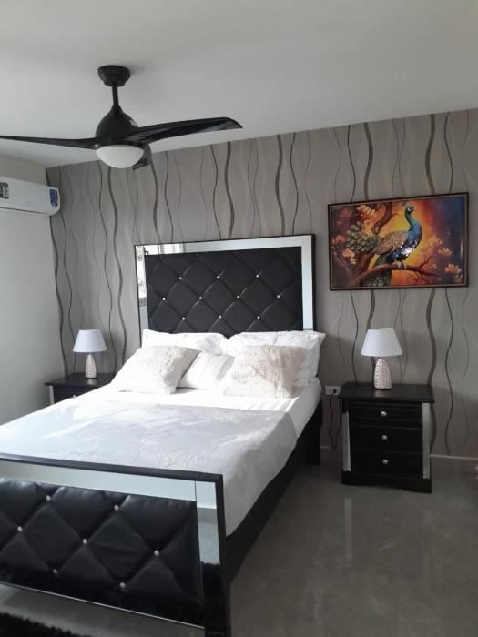 Deluxe One Bedroom Apartment in Kingston