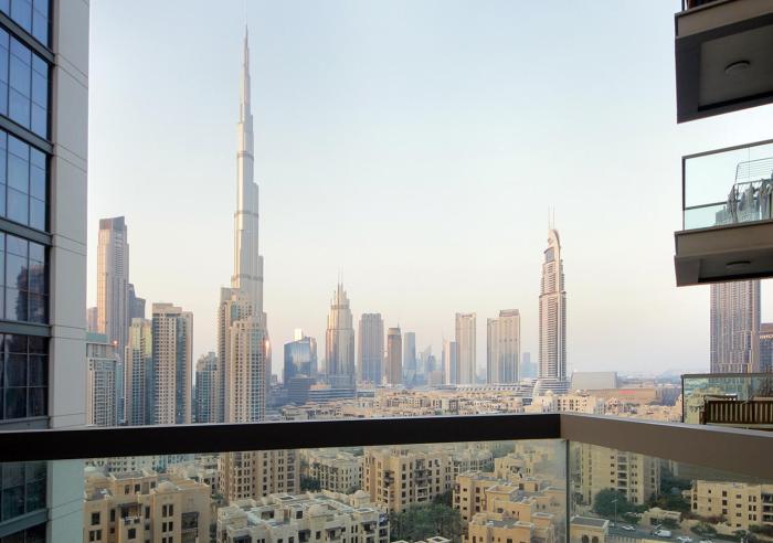 Lux 1BR Apt with BurjKhalifa Views in DowntownDubai