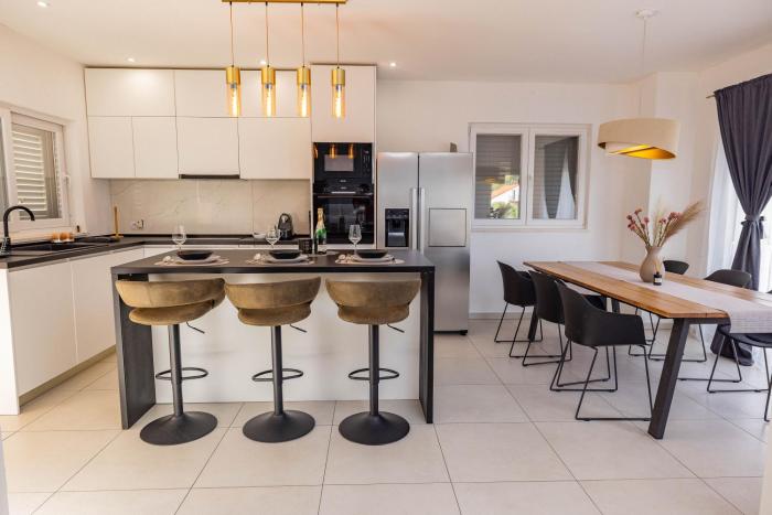 Sunny Side Up Suite - Korčula