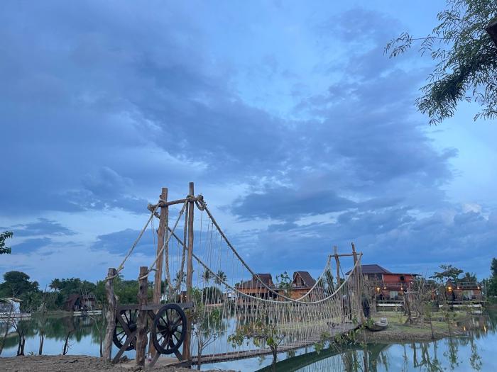 เรินเรา ริมเล รีสอร์ท