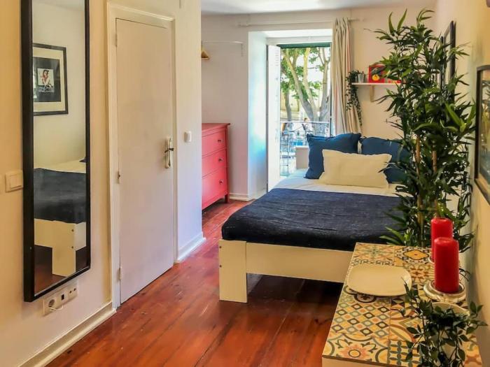 Fado! Cozy flat next to Flowers Garden