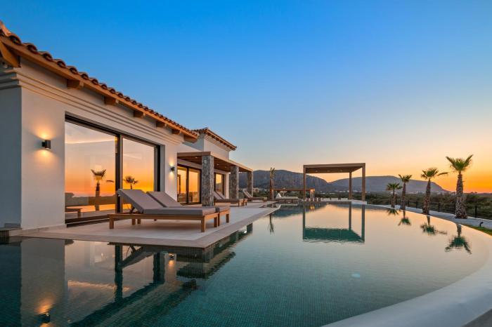 Villa Anassa - Luxurious 4-Bedroom Villa with Private Pool by Temma Villas