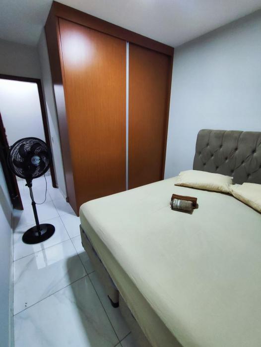 Quarto com banheiro privativo PARA MULHERES