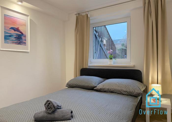 Coral Room - 1 km to Baltic Sea & 15 Minutes to Gdańsk Old Town