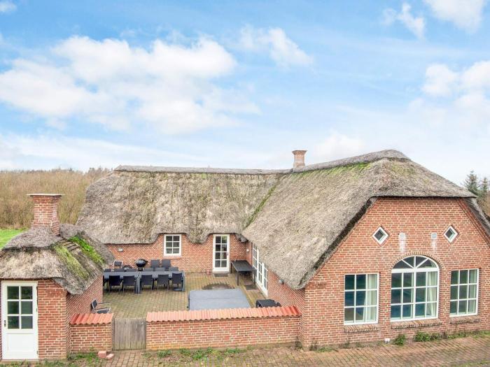 Luxury Retreat with Pool - By Traum Ferienwohnungen