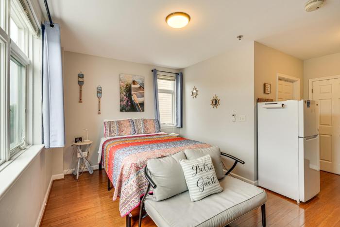 Smith Mountain Lake Condo with Pool Access