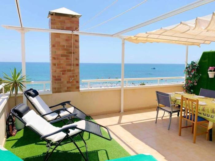 Ayf amaneceres frente al mar