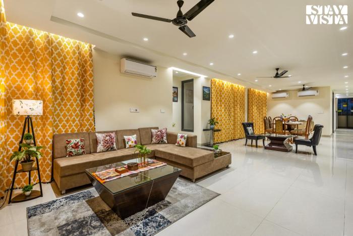 StayVista at Sunrise Apartment with Heater, WiFi