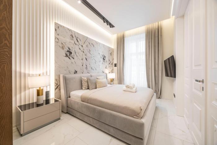 Luxurious High-End Central Grand Residence next to the Basilica