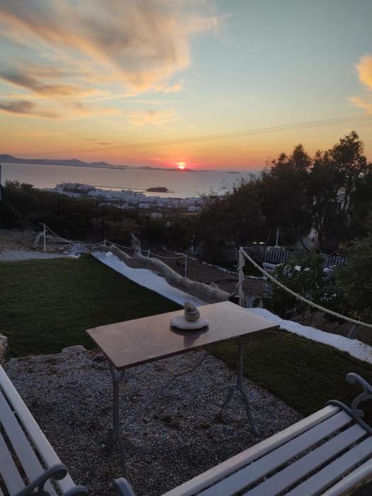 Zephyrus Sunset House. Amazing View and Privacy!