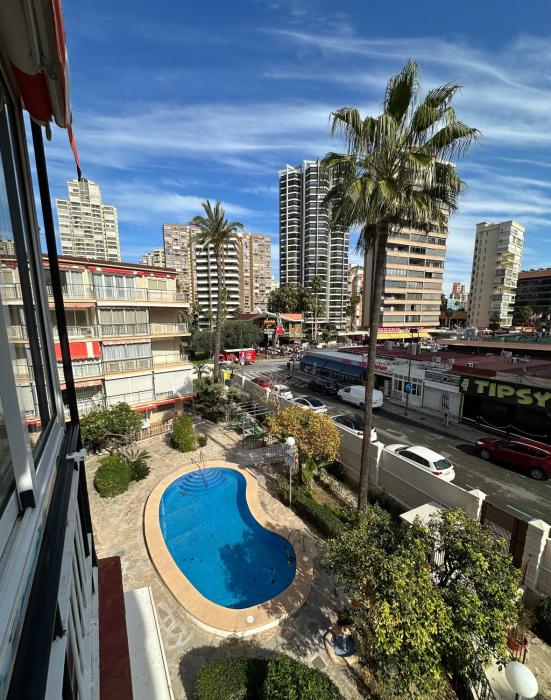 Apartamento playa Levante, junto playa, piscina y parking