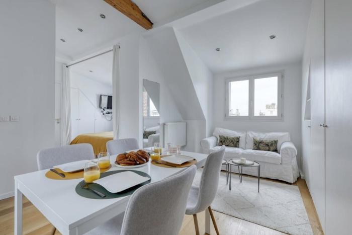 Classy, New & Large Designed Studio - Paris 16