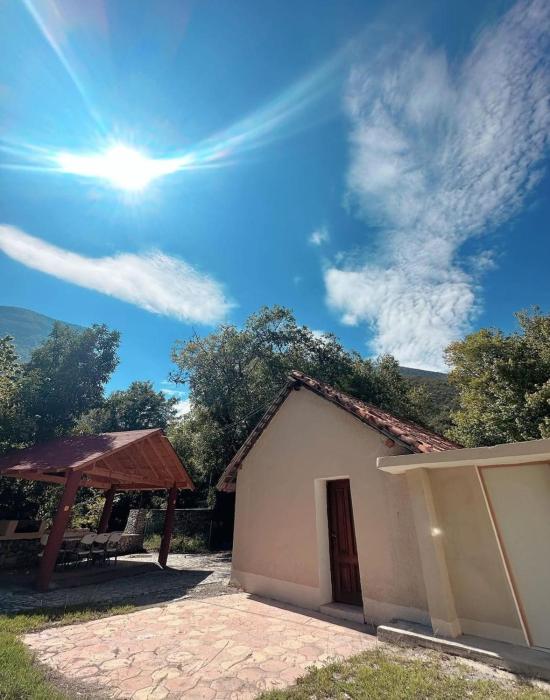 ESTANCIA CASA DE PIEDRA casa 2