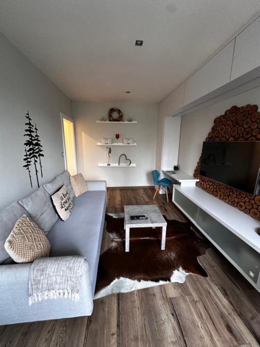 WE Apartment - close to the center & city view, Self check-in 24h